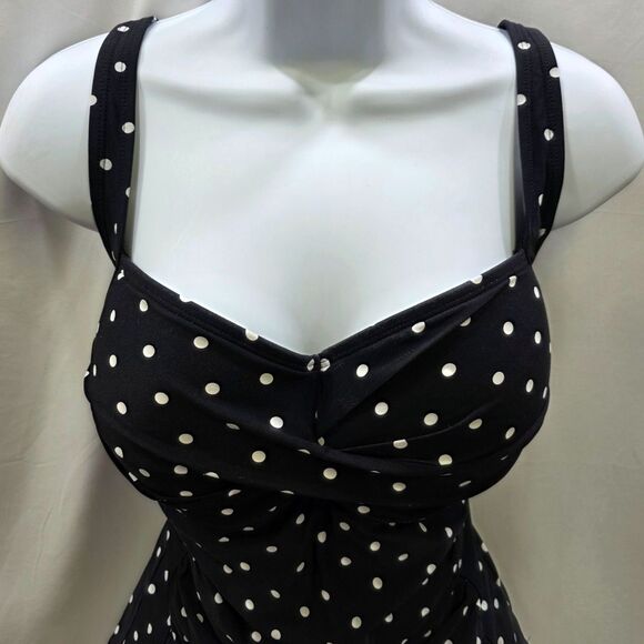 NIP TUCK Pin-Up Perfection! Black & White Polka Dot Ruched Tankini Top Size 10 - Picture 3 of 11